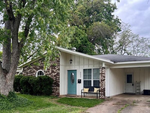 2037 Orbit Drive , Bossier City, LA 71112