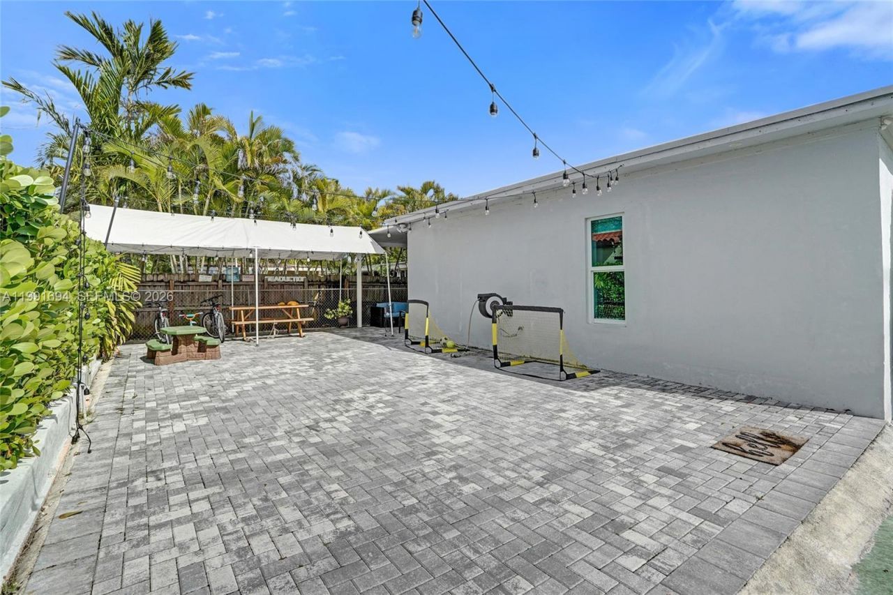 1991 SW 62nd Ave , West Miami, FL 33155 Photo