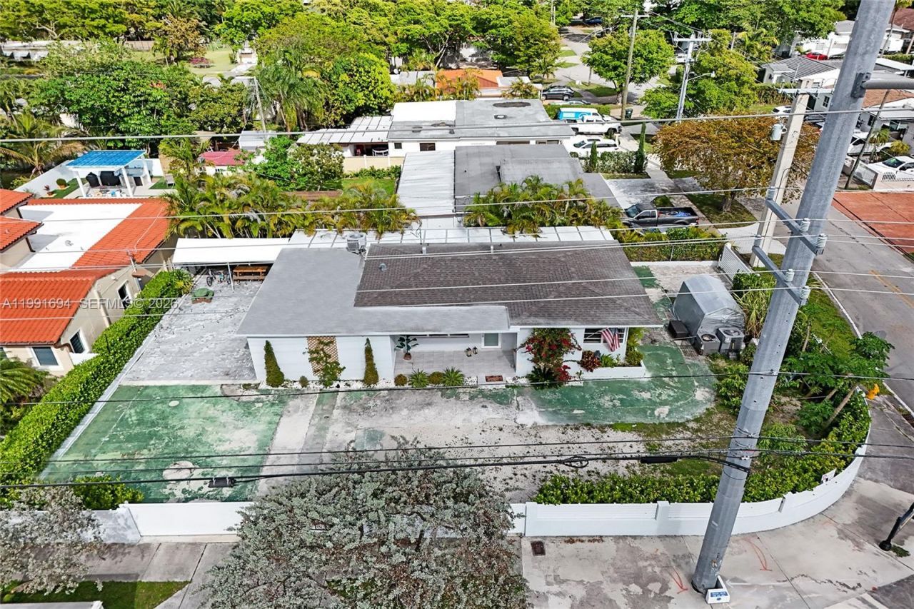 1991 SW 62nd Ave , West Miami, FL 33155 Photo