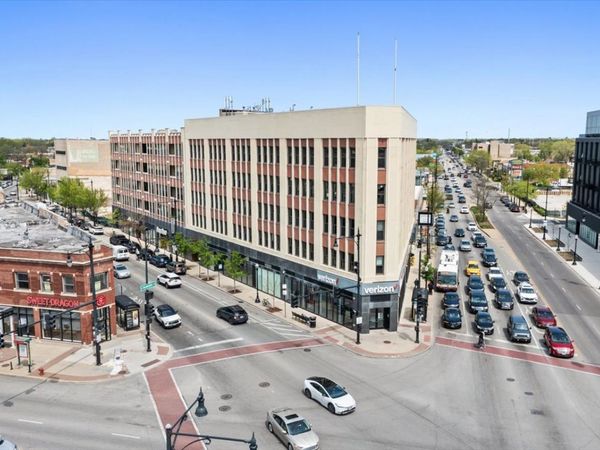 4015 N Milwaukee Avenue, Unit 214, Chicago, IL 60641