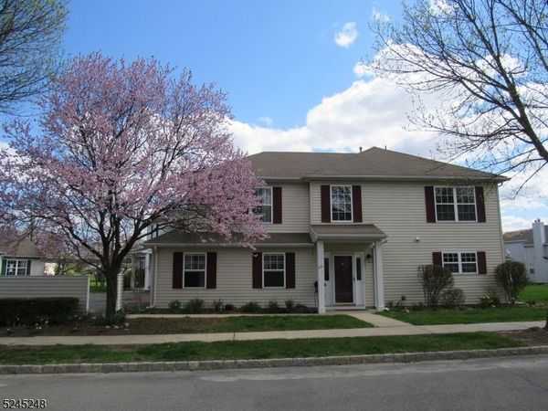 53 Colby Ct, White, NJ 07823