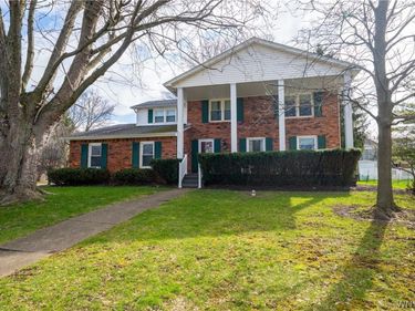 171 Oakbrook Drive, Buffalo, NY 14221