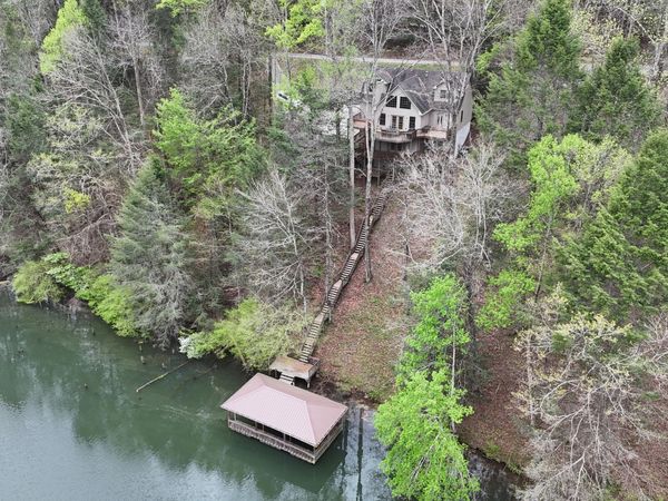 1264 Lake Road, London, KY 40741