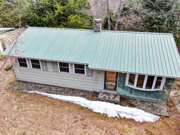 1658 Route 100 N, Ludlow, VT 05149