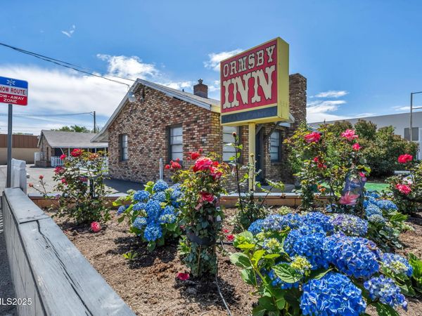 1515 N Carson Street, Carson City, NV 89701