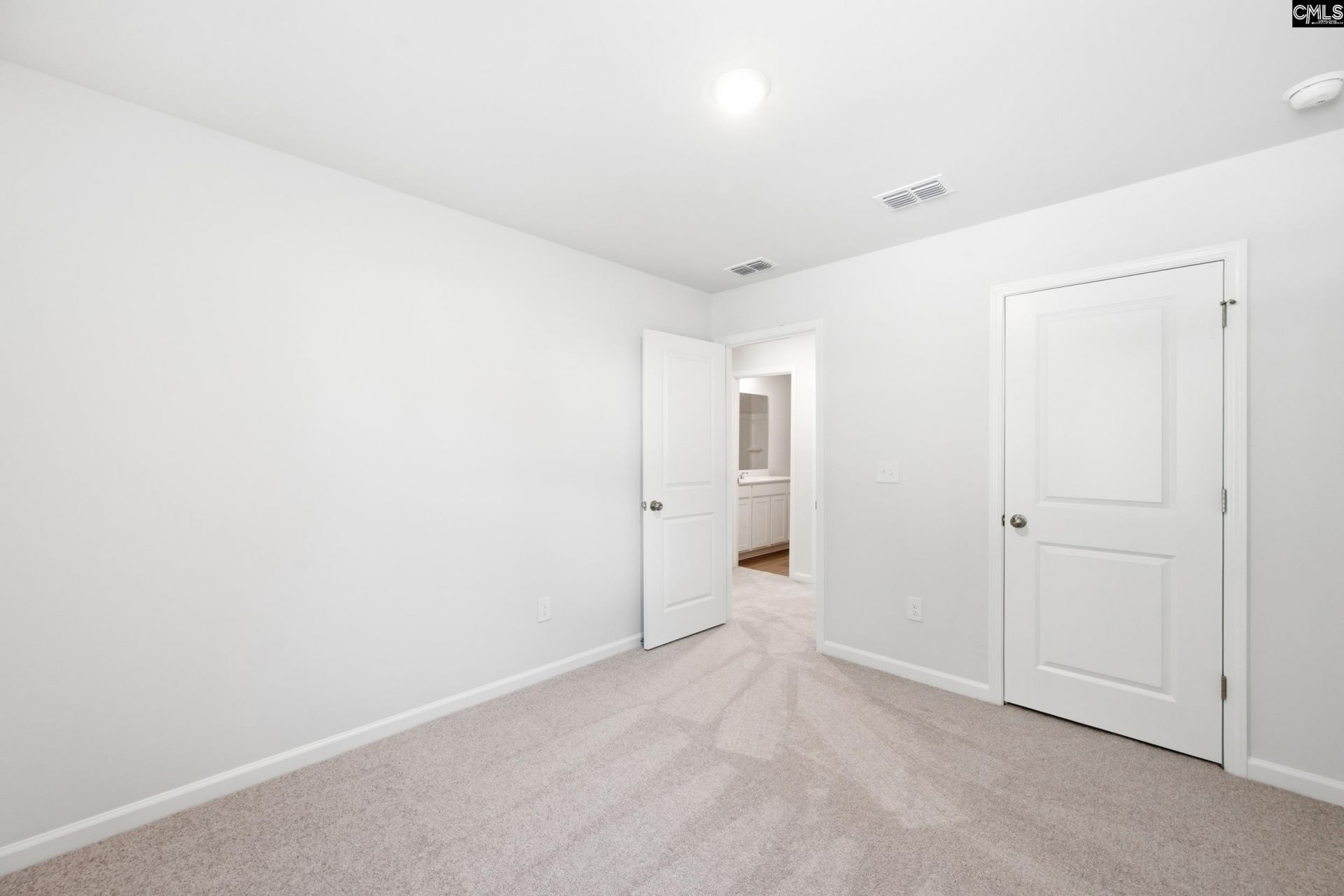 456 Edith Court Photo 10