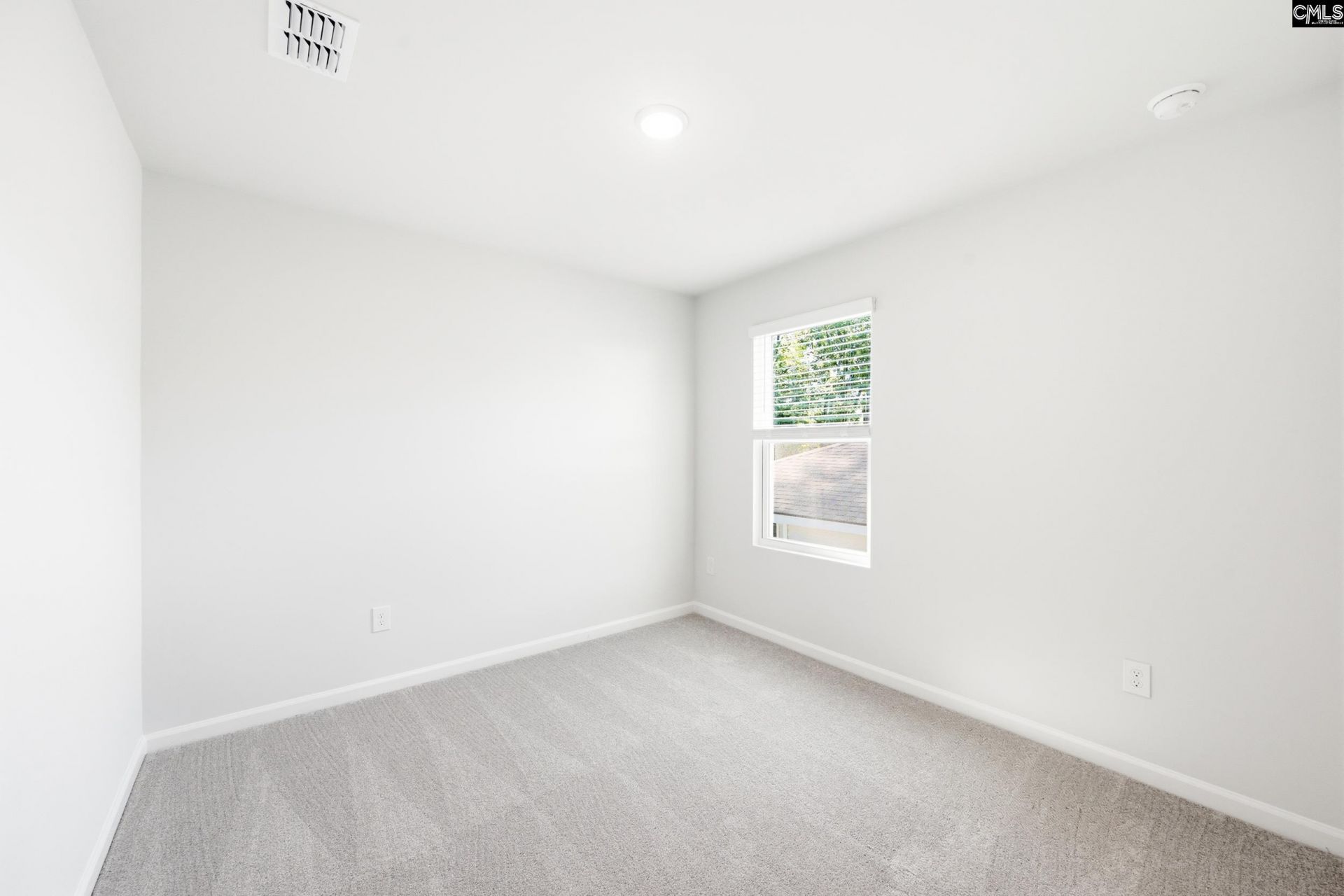 456 Edith Court Photo 12