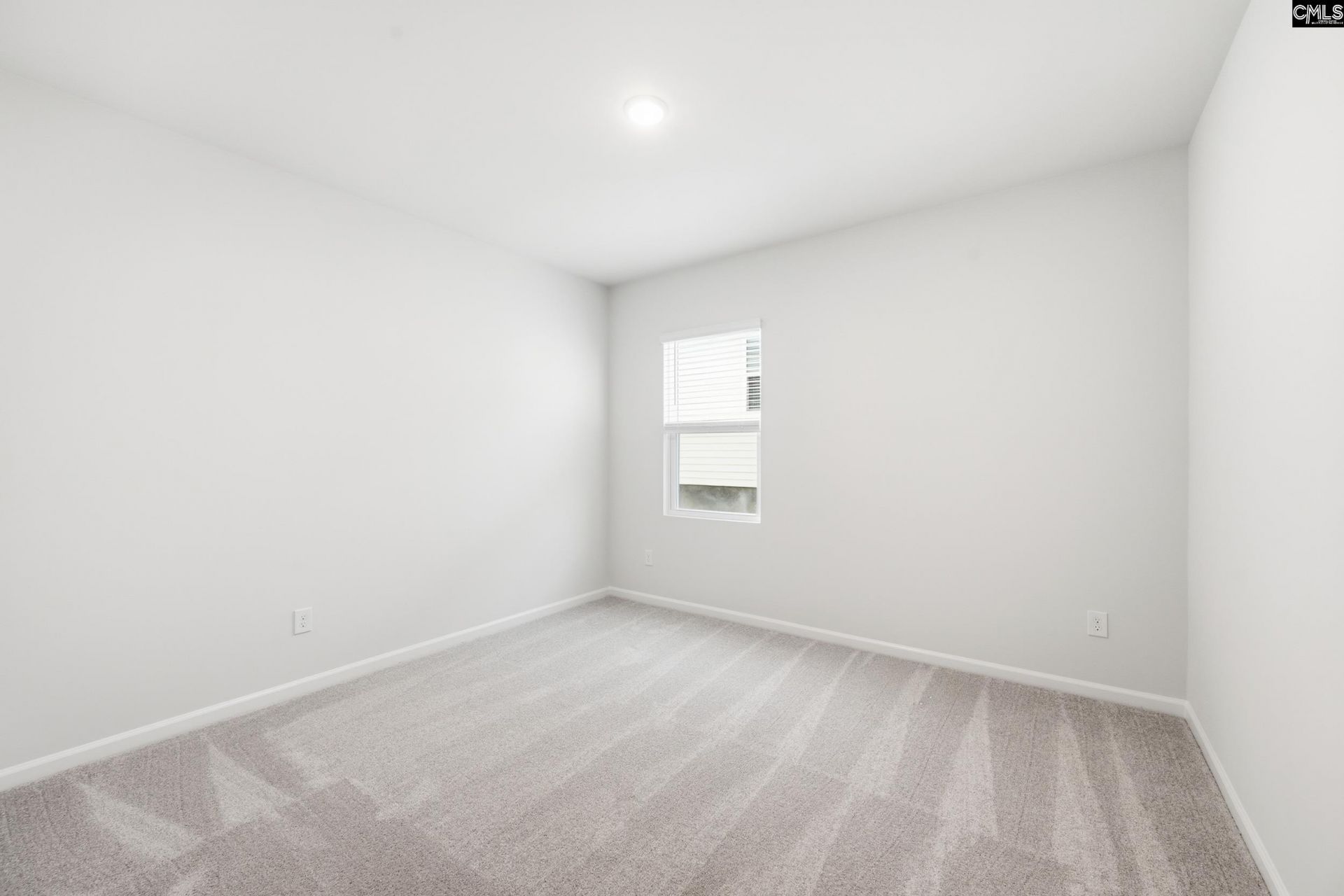 456 Edith Court Photo 24