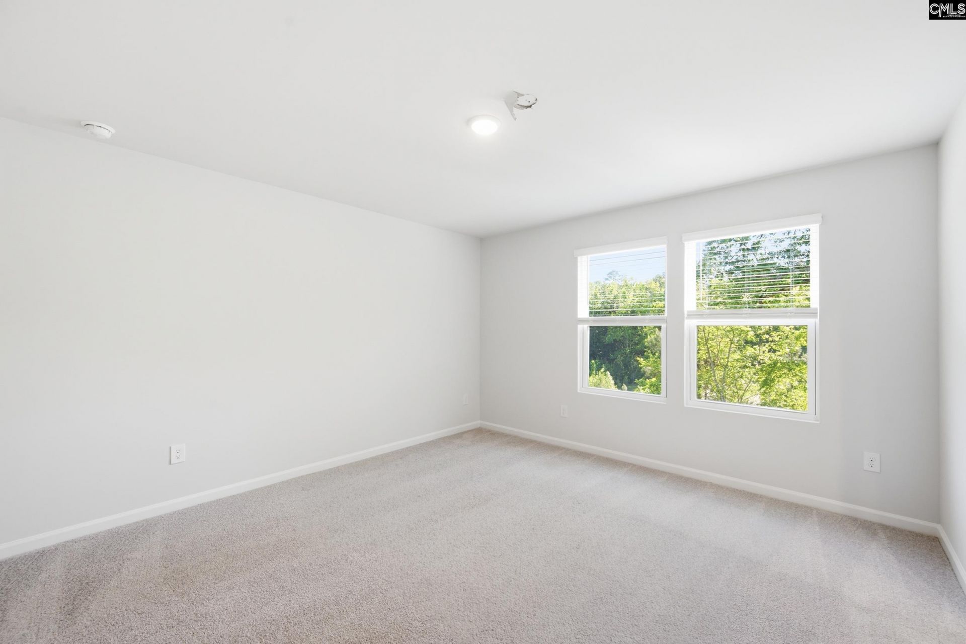 456 Edith Court Photo 31