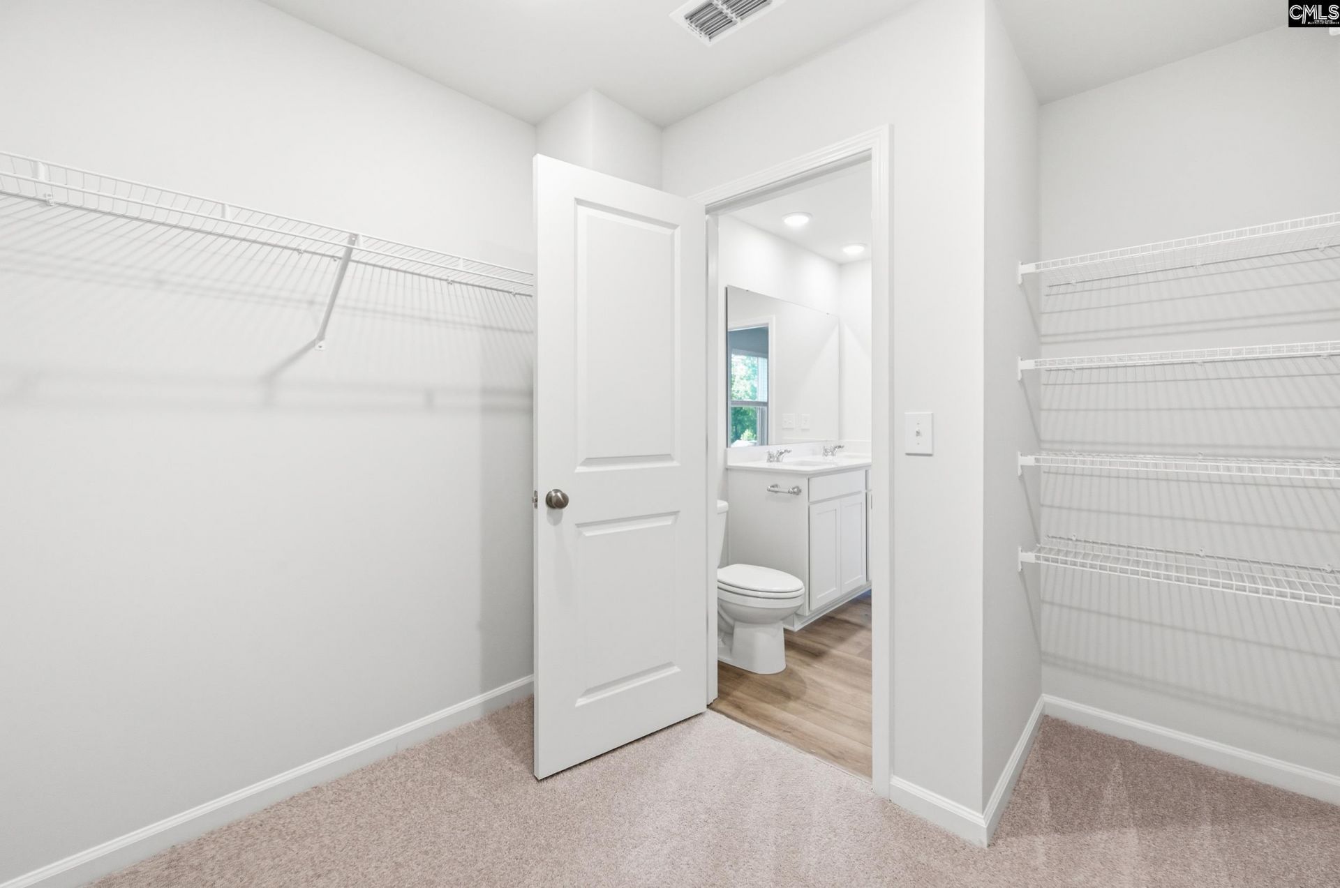 456 Edith Court Photo 6