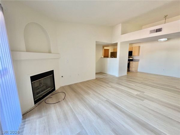 950 Seven Hills Drive, Unit 1024, Henderson, NV 89052