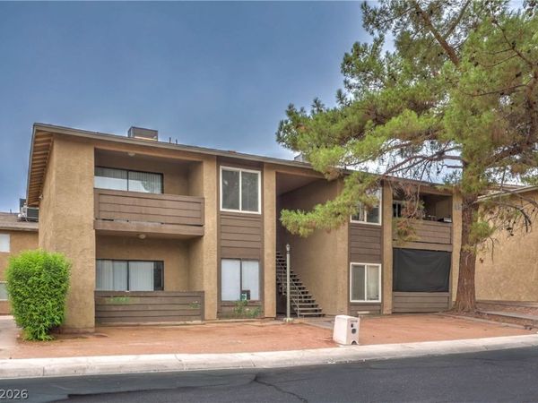 4571 Carriage Park Drive , Unit C, Las Vegas, NV 89121