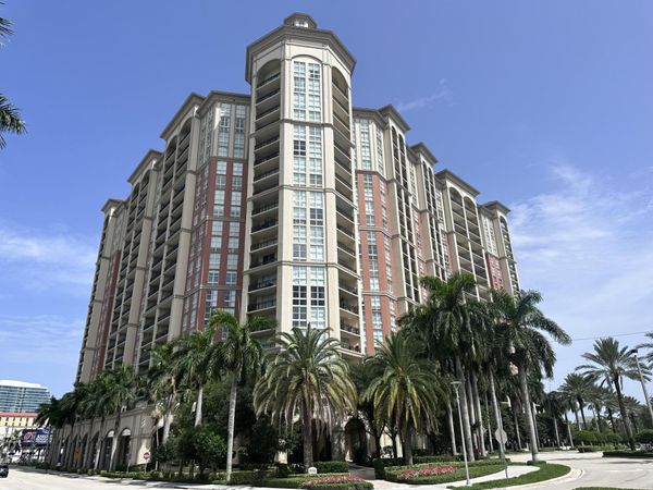 550 Okeechobee Boulevard, Unit 406, West Palm Beach, FL 33401