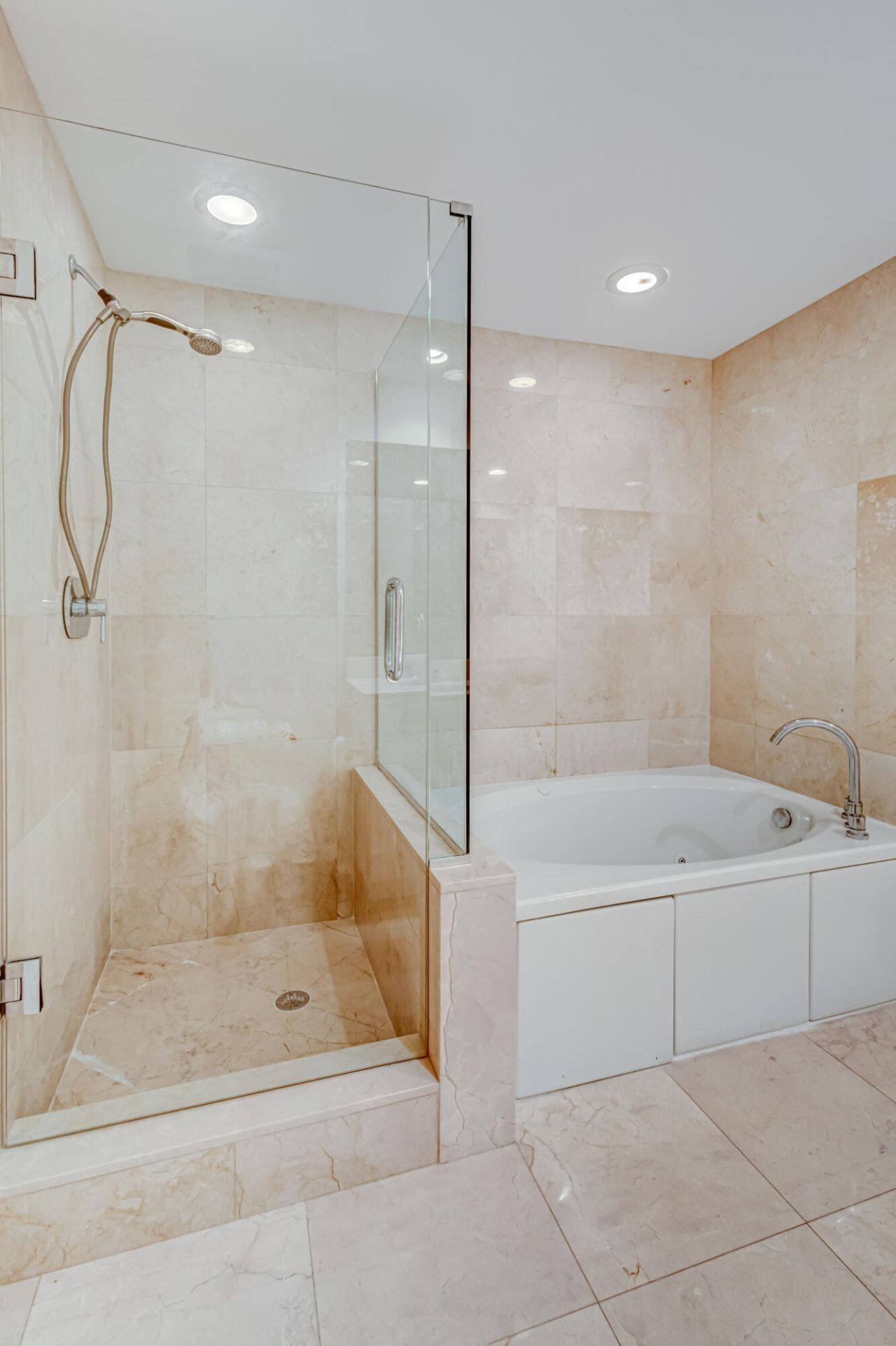 550 Okeechobee Boulevard, Unit 406, West Palm Beach, FL 33401 Photo