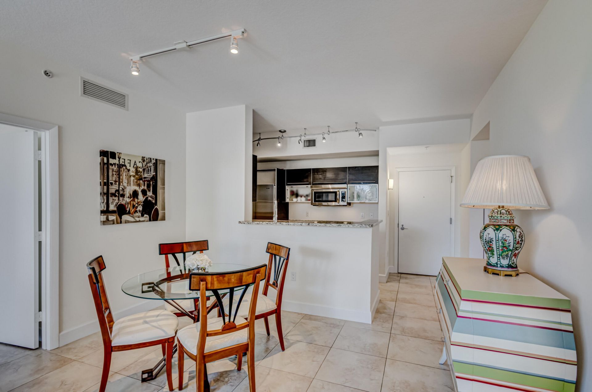 550 Okeechobee Boulevard, Unit 406, West Palm Beach, FL 33401 Photo