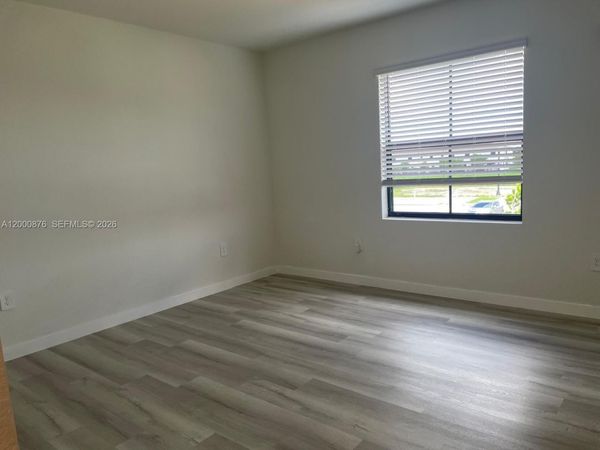 1386 NE 3rd Ave, Florida City, FL 33034
