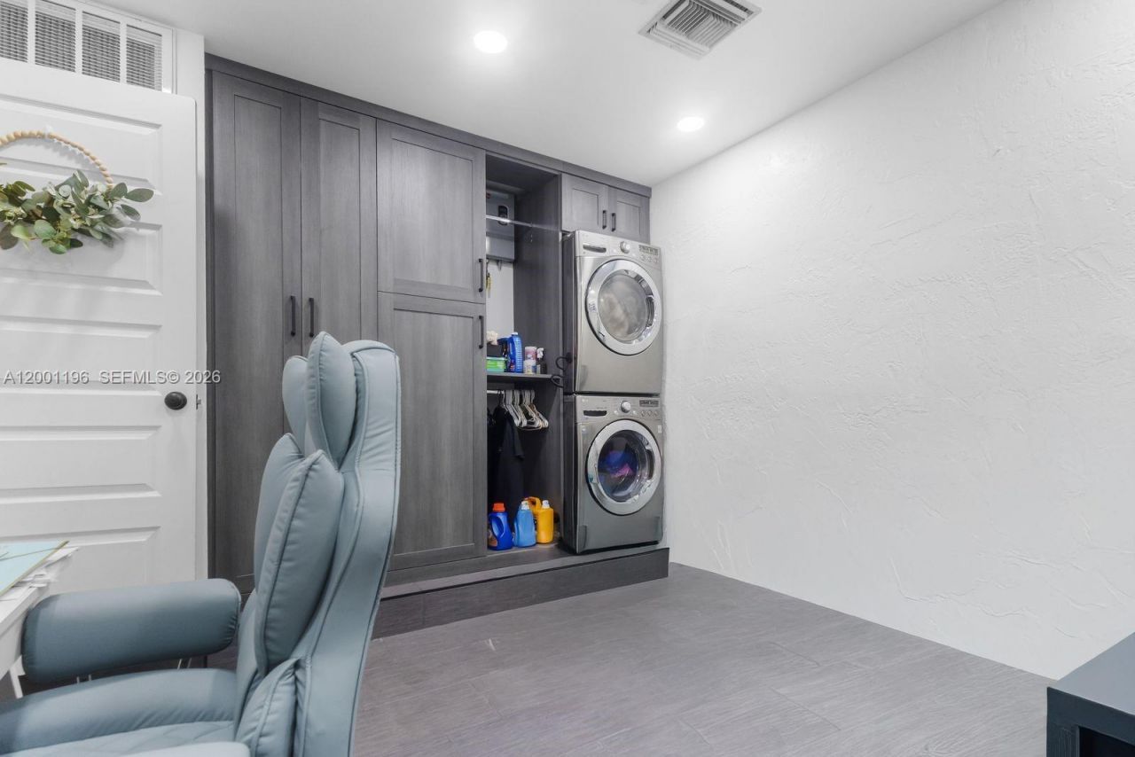 17816 SW 10th Ln, Pembroke Pines, FL 33029 Photo