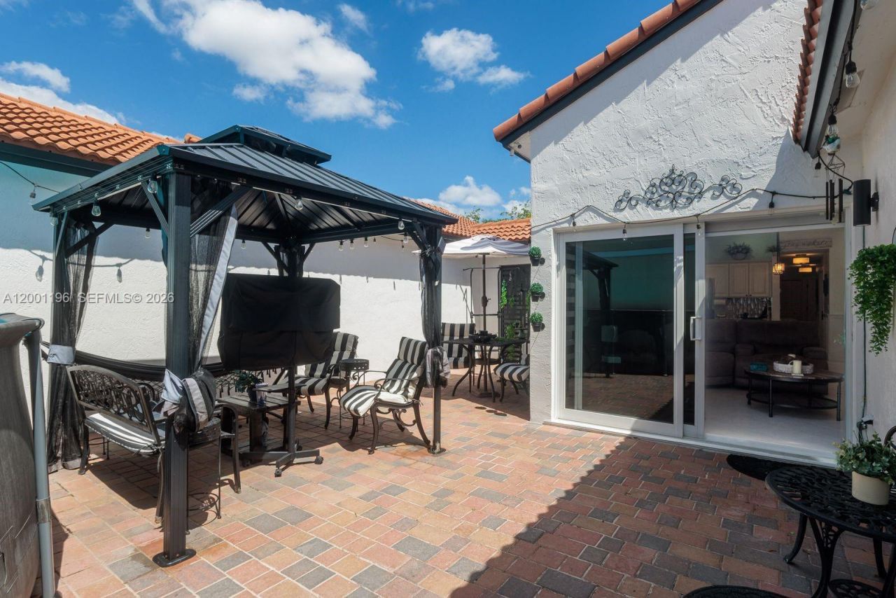 17816 SW 10th Ln, Pembroke Pines, FL 33029 Photo