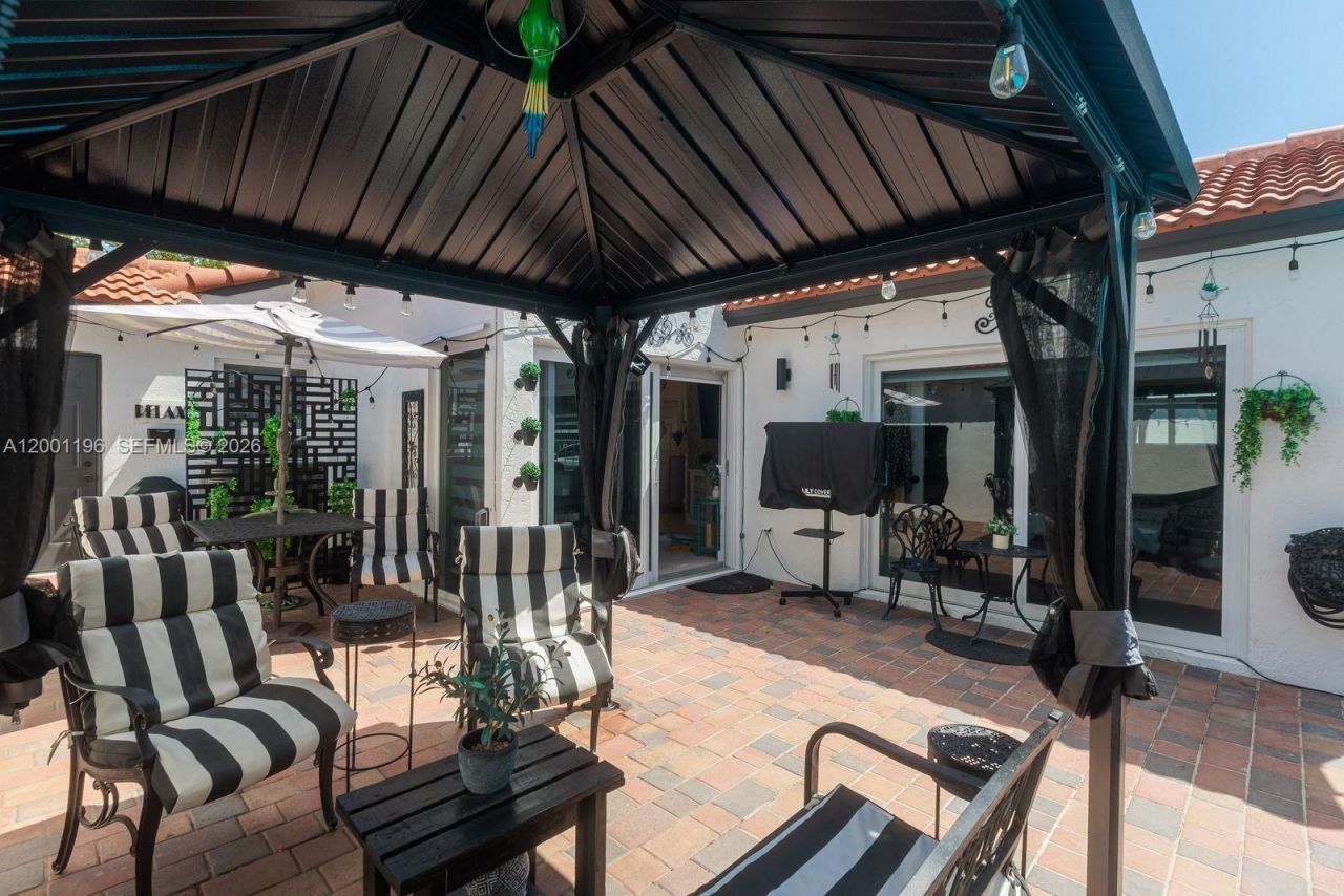 17816 SW 10th Ln, Pembroke Pines, FL 33029 Photo