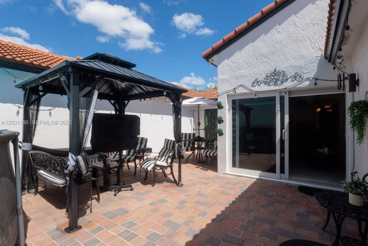 17816 SW 10th Ln, Pembroke Pines, FL 33029 Photo