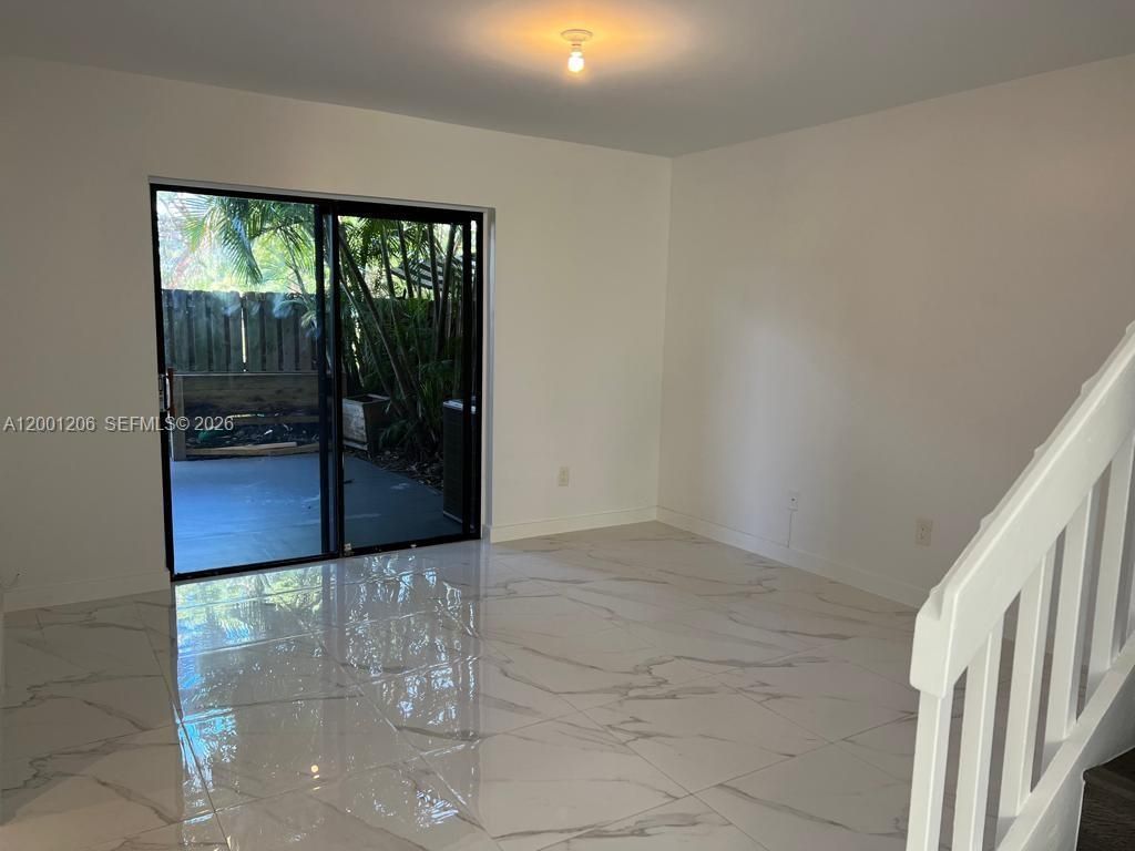 1125 NE 210th Ter, Miami, FL 33179 Photo