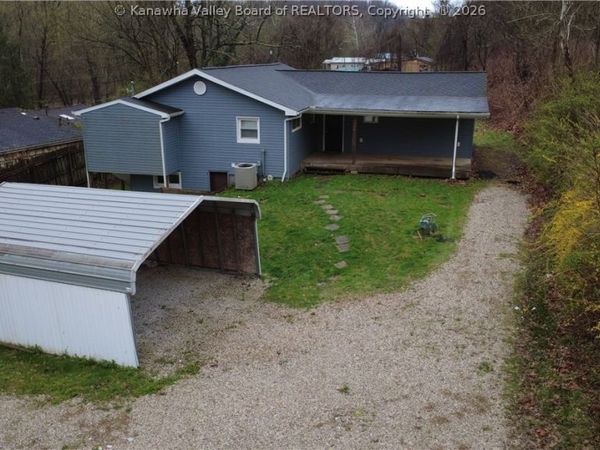 989 Walkers Branch Road, Huntington, WV 25704