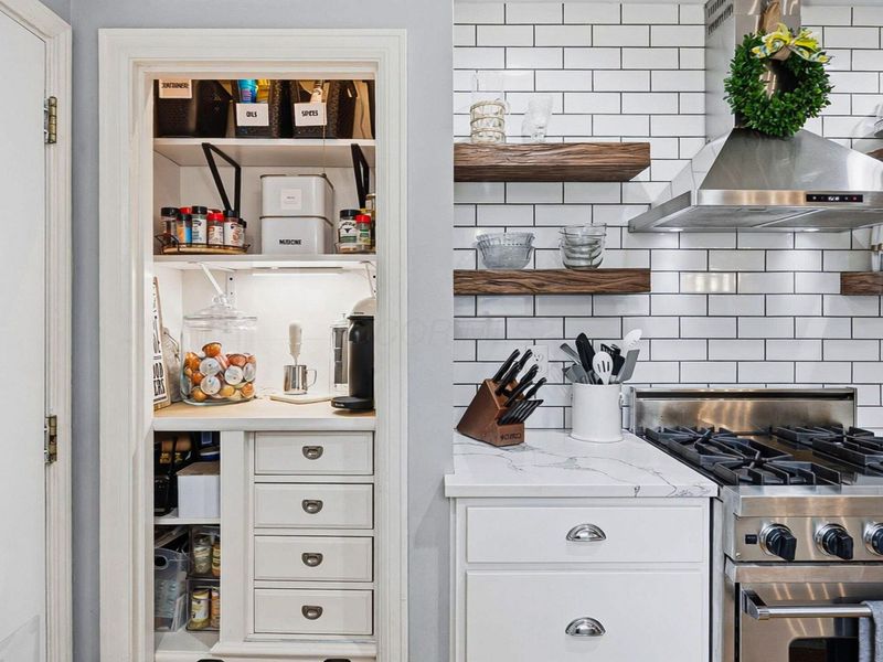 2808 E Broad Street, Bexley, OH 43209 Photo 10