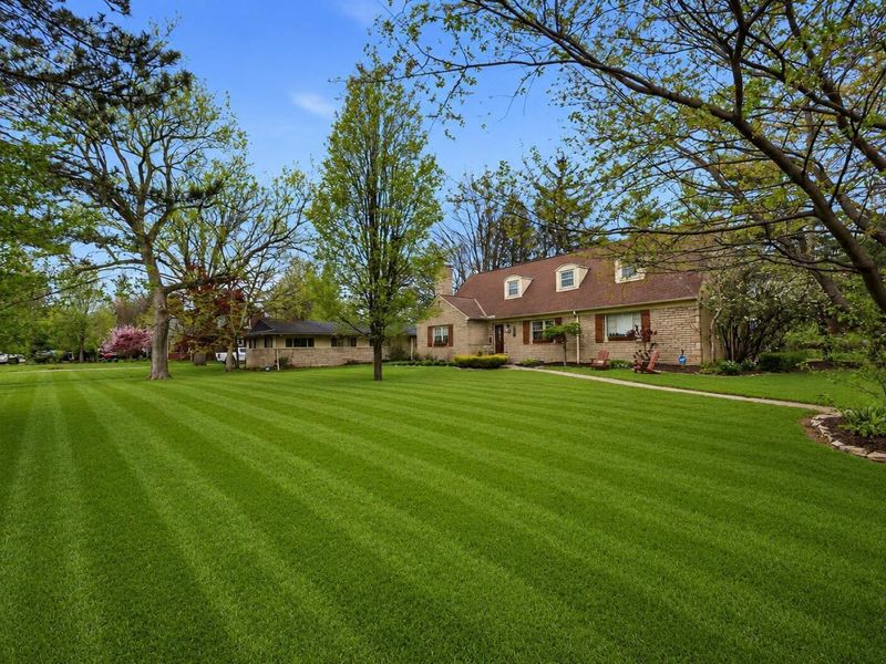 2808 E Broad Street, Bexley, OH 43209 Photo 2