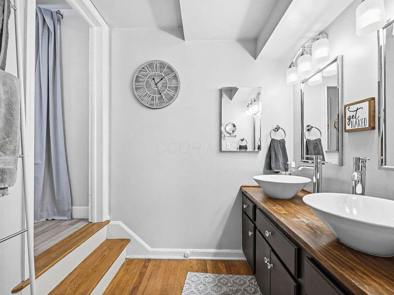 2808 E Broad Street, Bexley, OH 43209 Photo 32