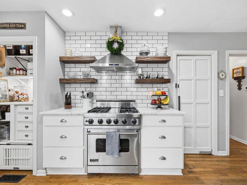 2808 E Broad Street, Bexley, OH 43209 Photo 9