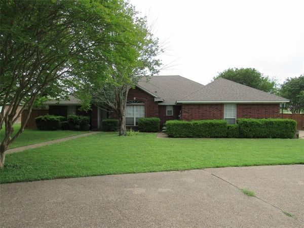 710 N Robinson Road, Robinson, TX 76706