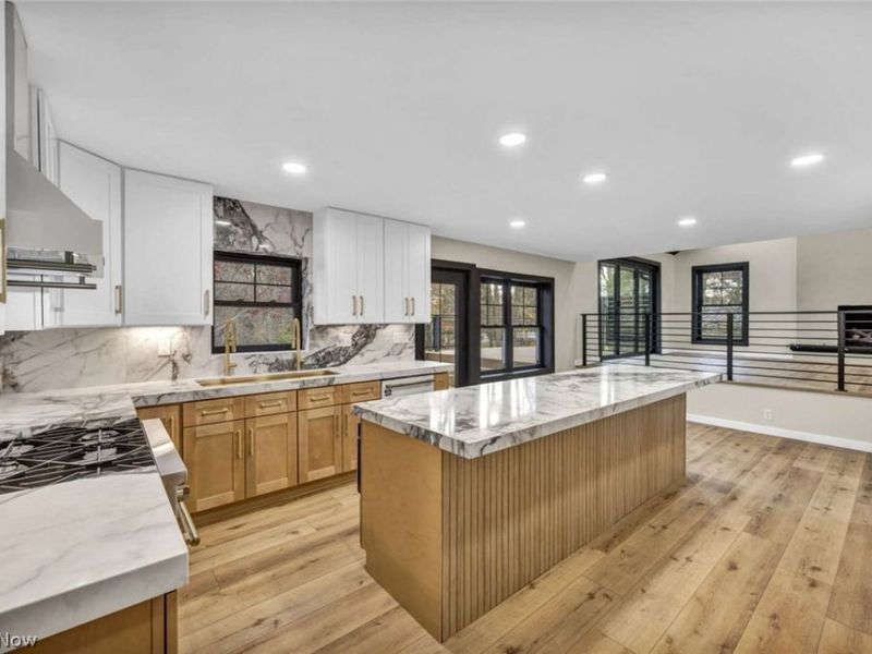 31900 Chardon Road, Willoughby Hills, OH 44094 Photo 10