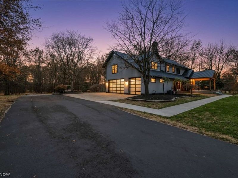 31900 Chardon Road, Willoughby Hills, OH 44094 Photo 2