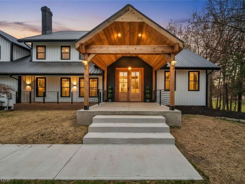 31900 Chardon Road, Willoughby Hills, OH 44094 Photo 4