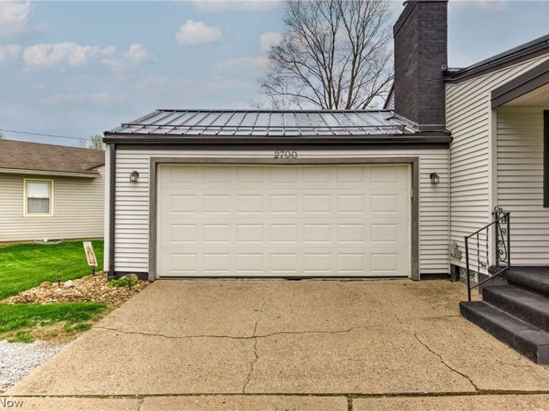 2700 Christine Lane, Youngstown, OH 44511 Photo 4