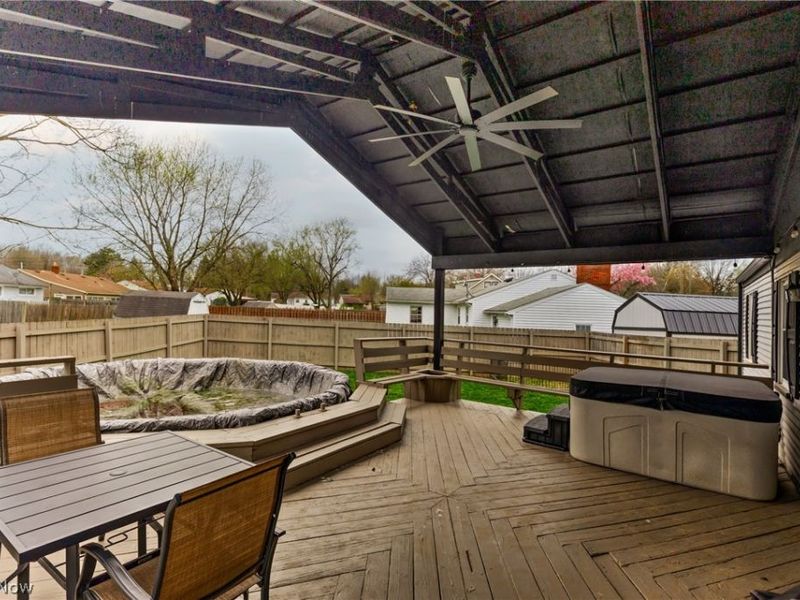 2700 Christine Lane, Youngstown, OH 44511 Photo 9