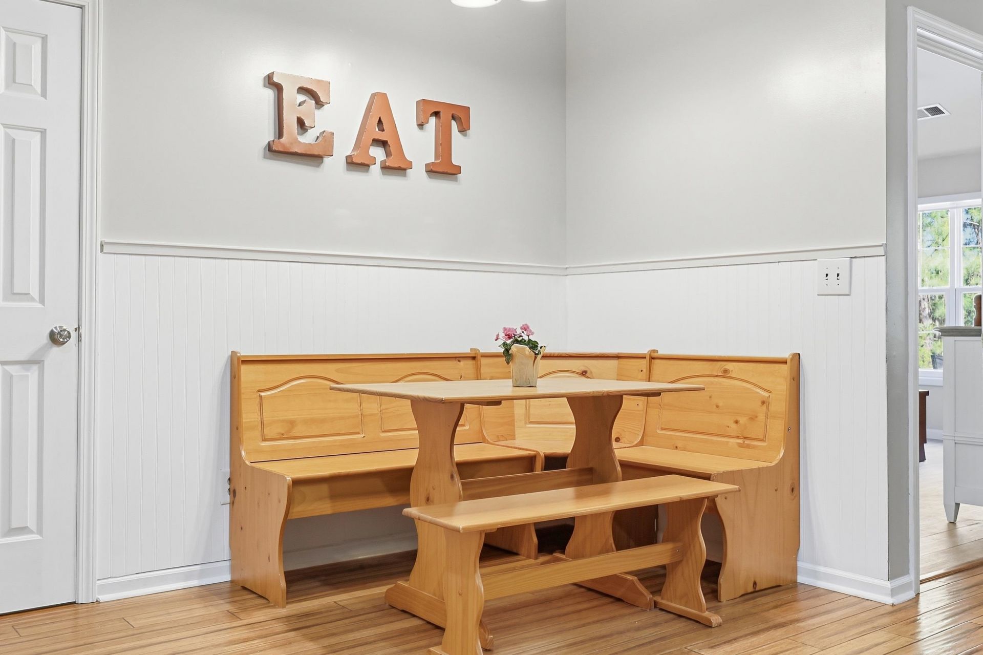 2496 Windmill Way Photo 15