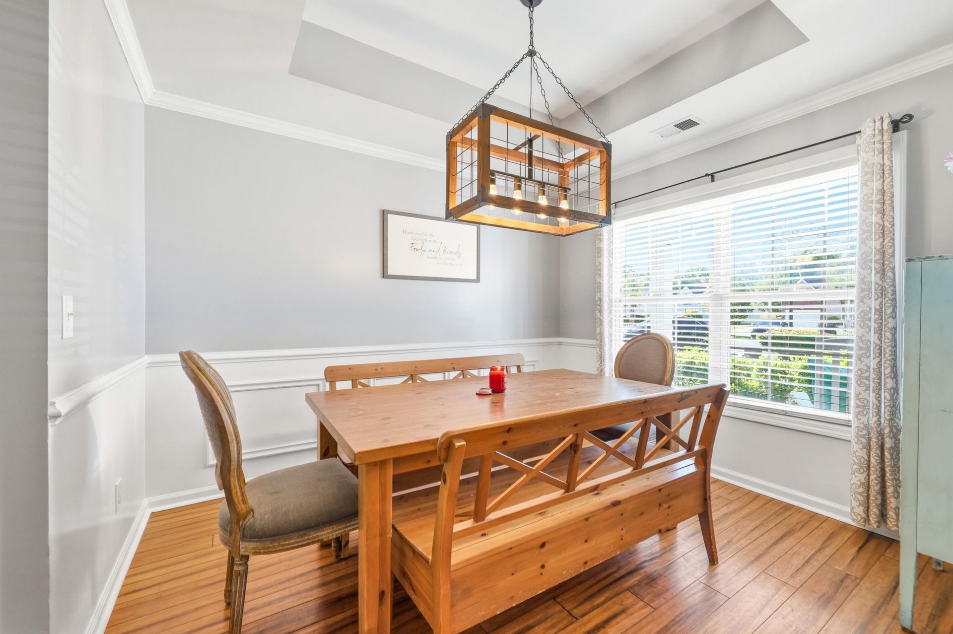 2496 Windmill Way Photo 7