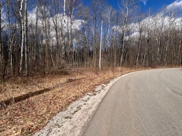 2895 Degeer Court, Midland, MI 48642