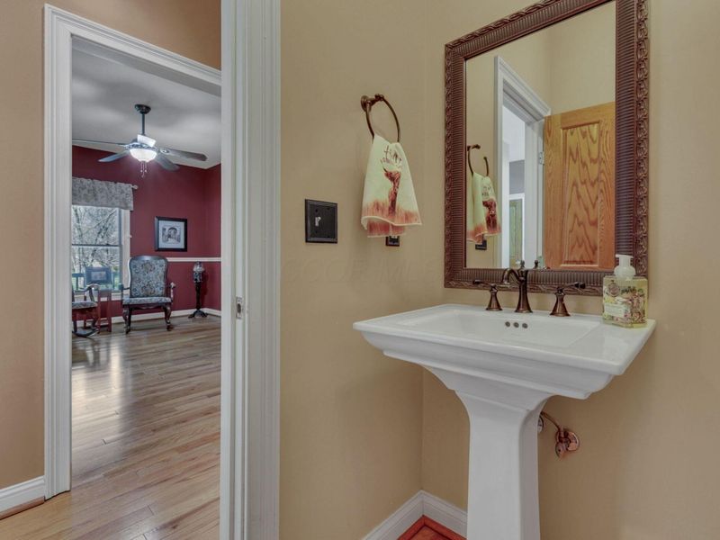 6797 Thoreau Lane NE, Baltimore, OH 43105 Photo 24