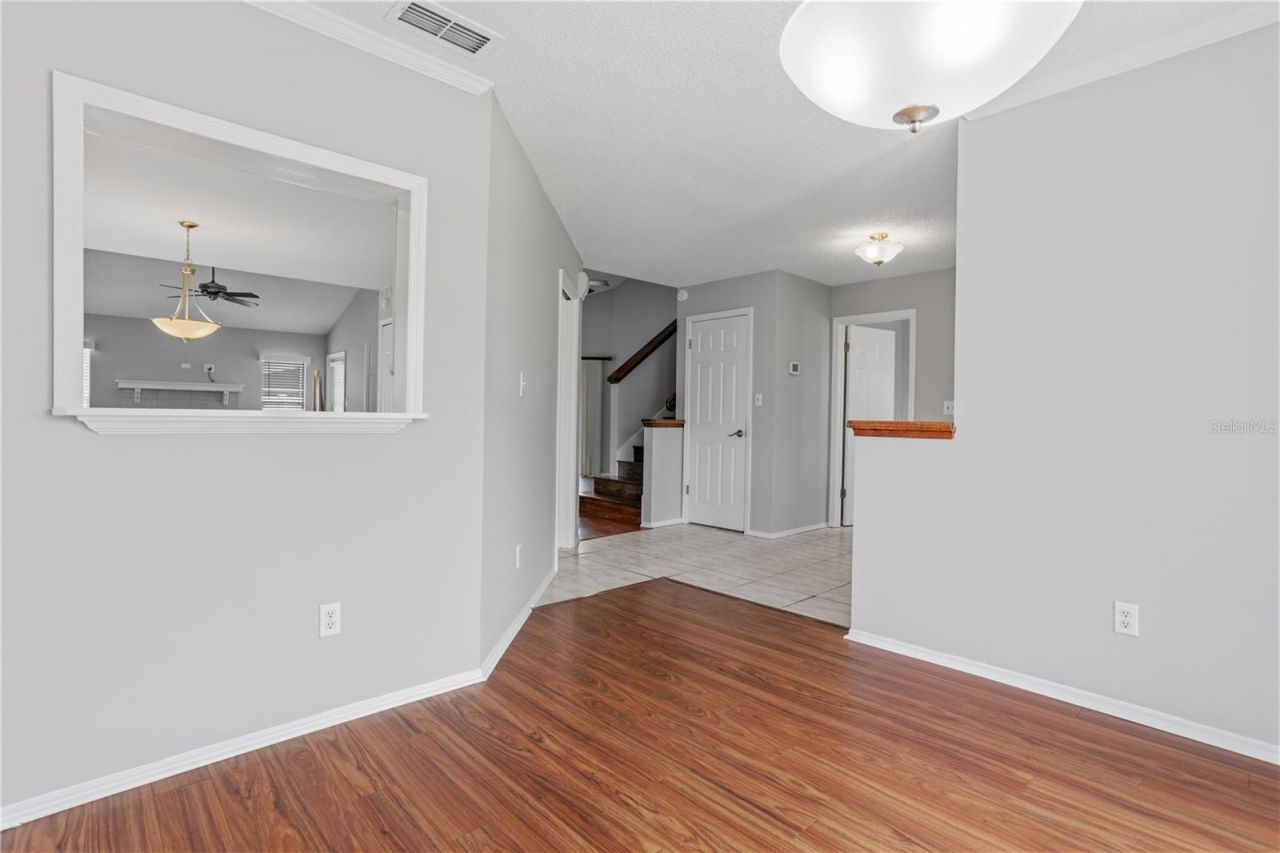 353 Lakebreeze Circle, Lake Mary, FL 32746 Photo