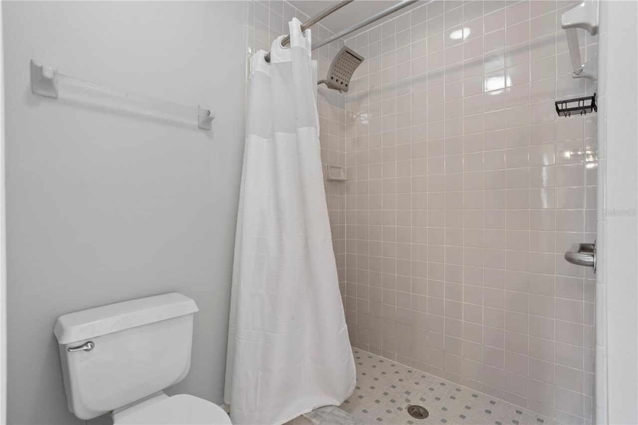 353 Lakebreeze Circle, Lake Mary, FL 32746 Photo