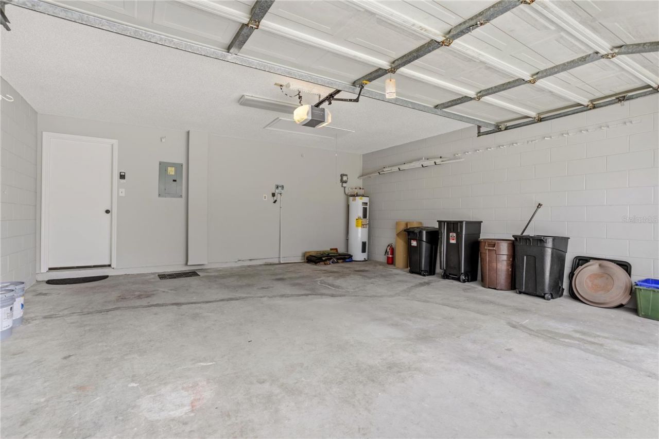 353 Lakebreeze Circle, Lake Mary, FL 32746 Photo