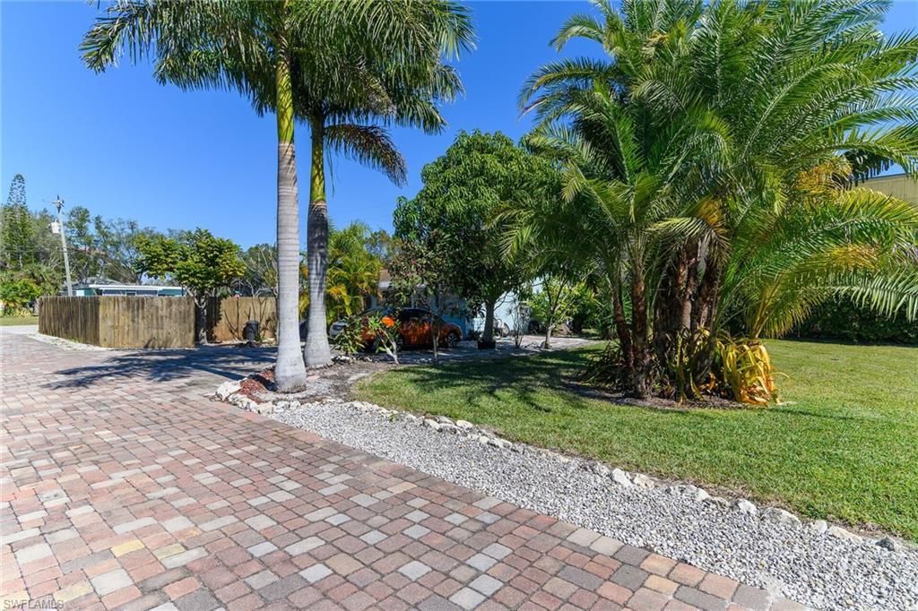 1400 Rosemary Ln, Naples, FL 34103 Photo