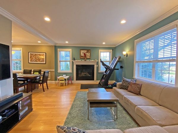 375 Lowell Ave, Unit -, Newton, MA 02460