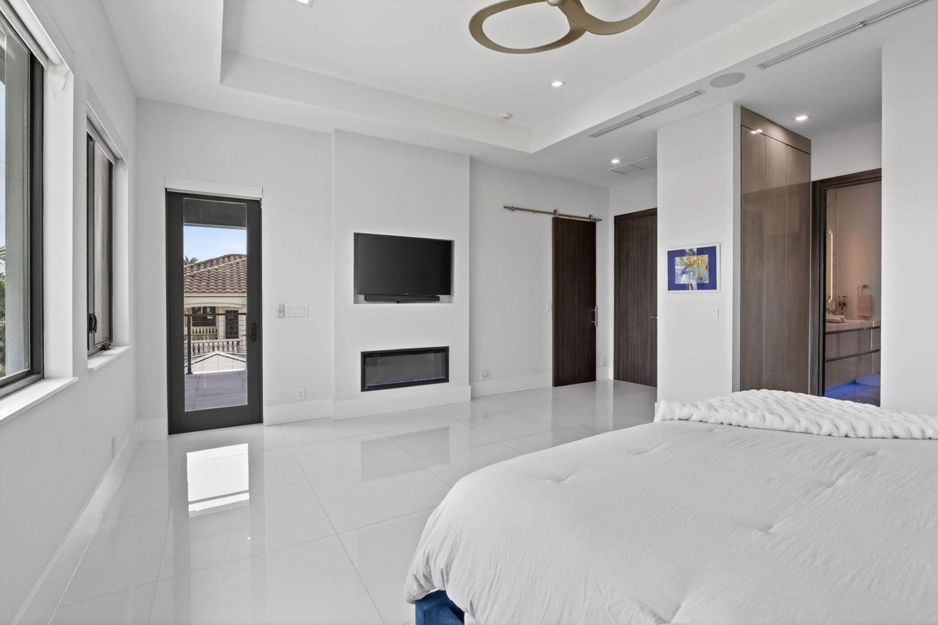 334 Isle Of Capri Drive, Fort Lauderdale, FL 33301 Photo