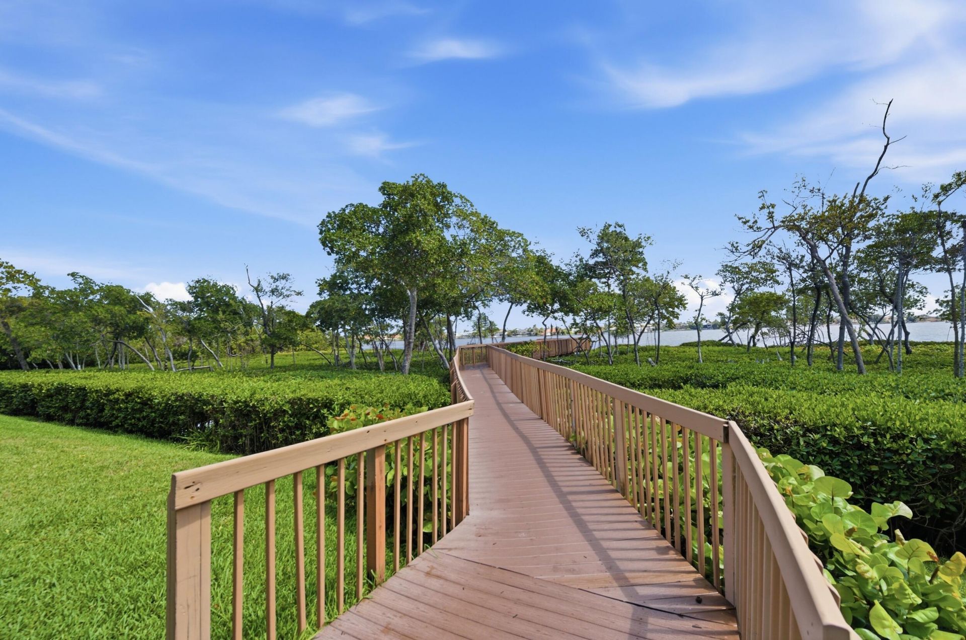 47 N Lakeshore Drive, Hypoluxo, FL 33462 Photo