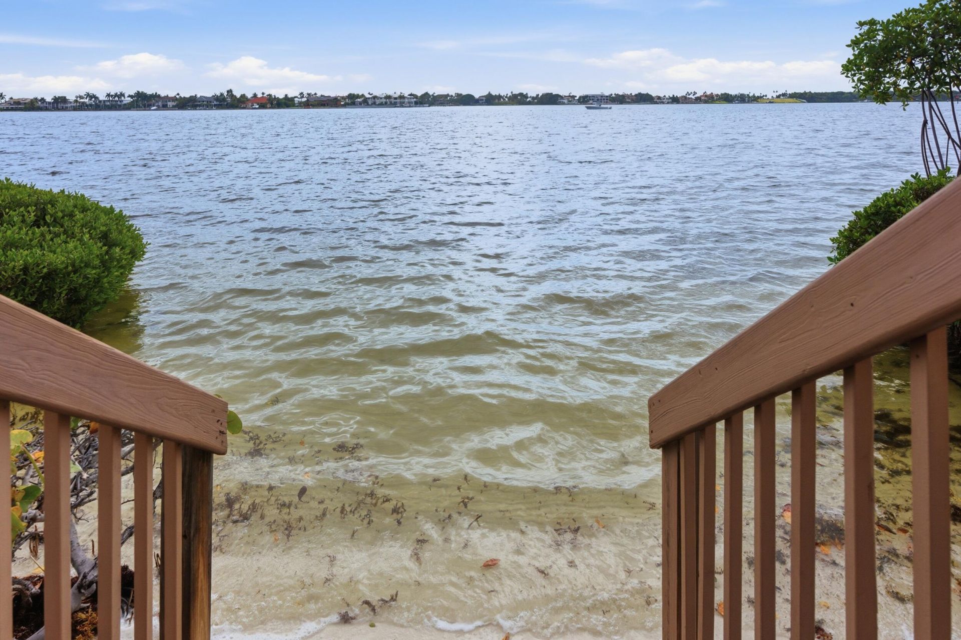 47 N Lakeshore Drive, Hypoluxo, FL 33462 Photo