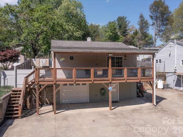 31 Huffman Road, Asheville, NC 28806