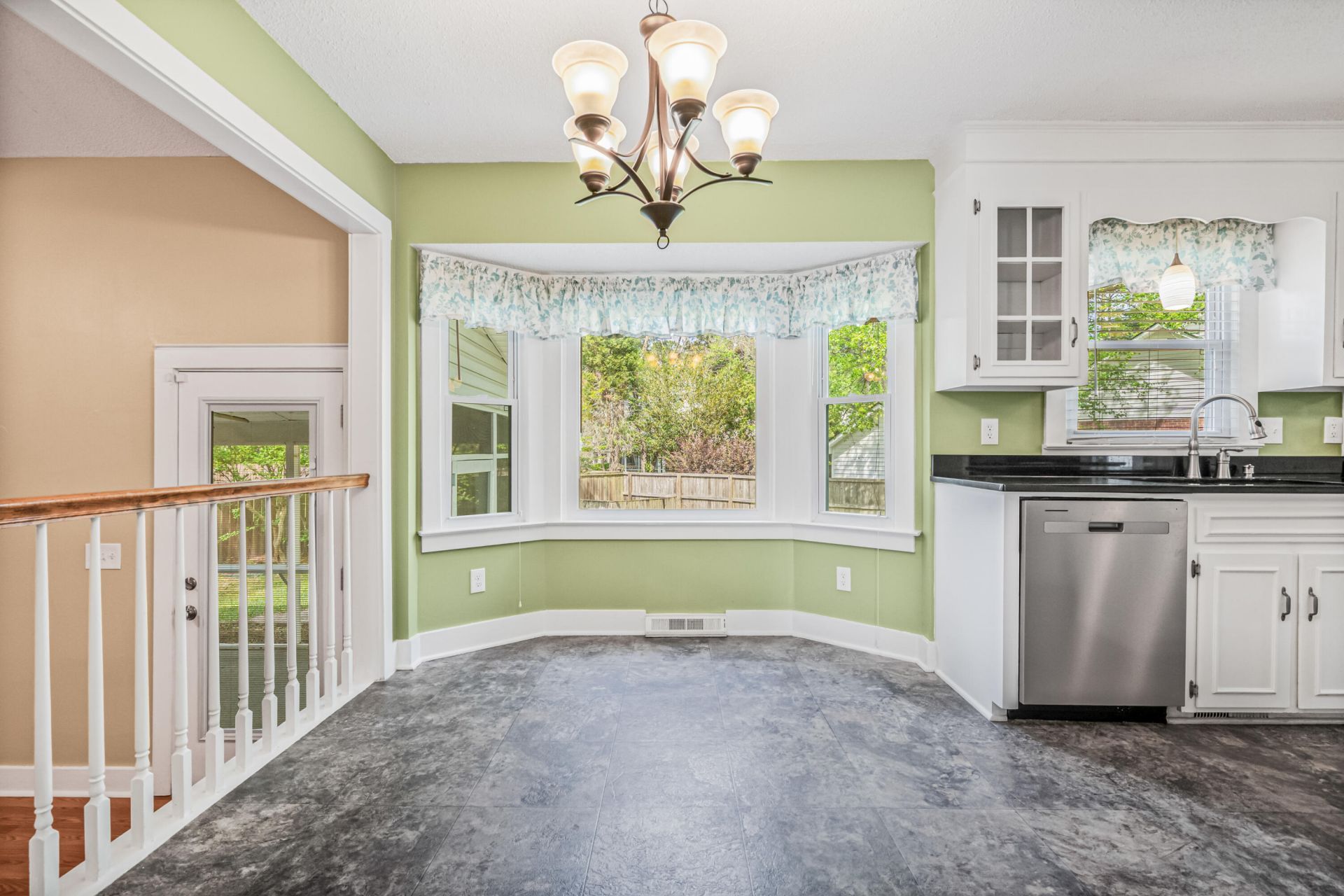 609 Black Oak Boulevard Photo 15